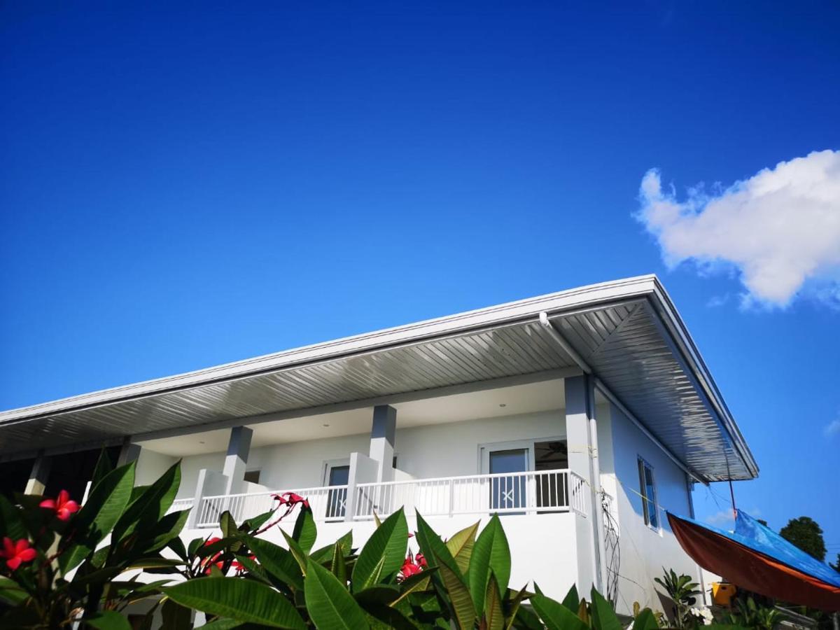 Beyond Island Hotel Moalboal Exterior foto