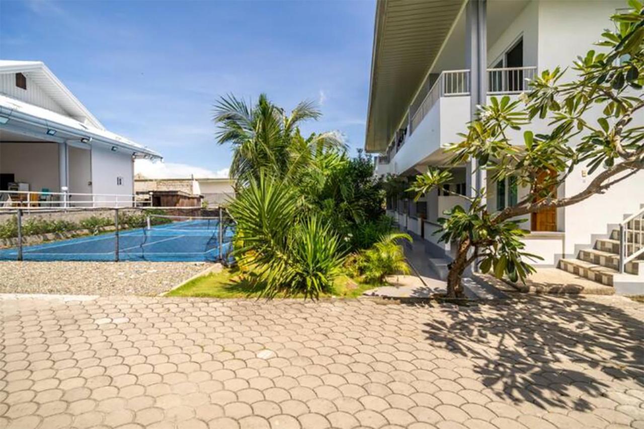 Beyond Island Hotel Moalboal Exterior foto
